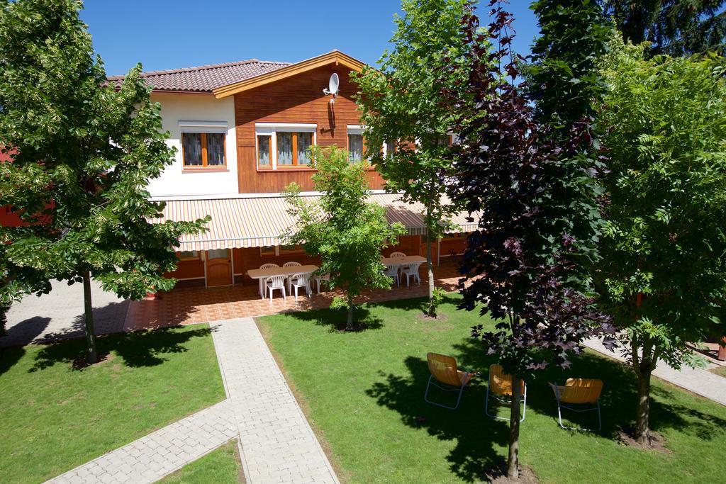 Zoli Apartmanok-Brody 51-53 Hajdúszoboszló Buitenkant foto